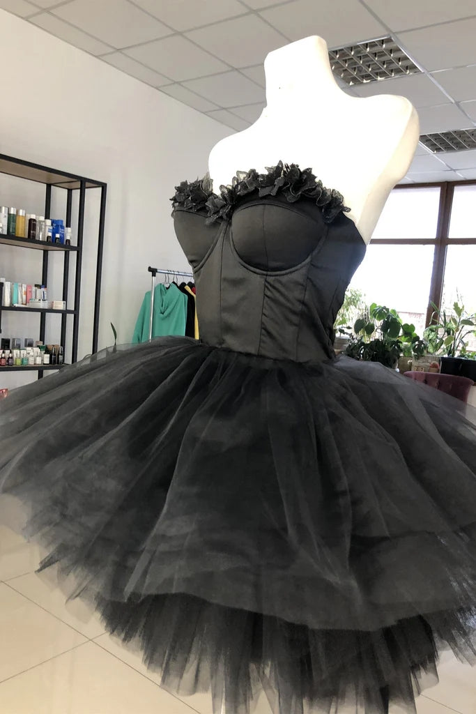 Black Sweetheart Tulle Short Homecoming Dress, Appliques Preppy Dress chh0168